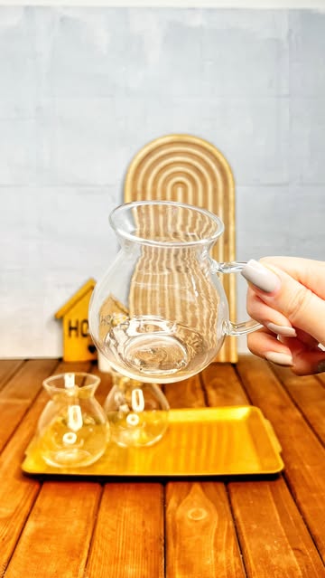 فنجان کمر باریک